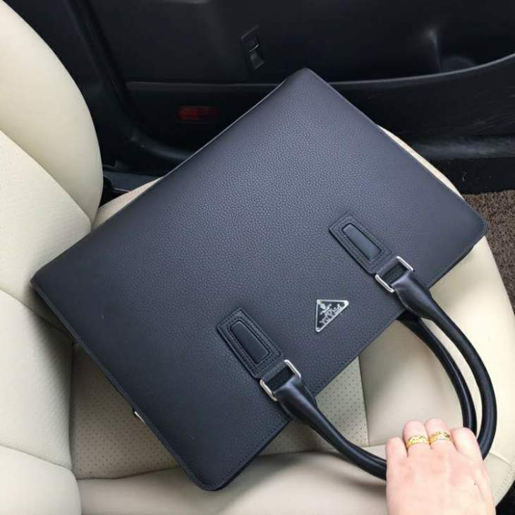 Picture of Prada Mens Bags _SKUfw167264424fw